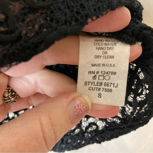 IC by Connie K Art to Wear Lace with Bold One Button Closure Black Size … - Picture 6 of 8